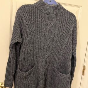 Abercrombie sweater